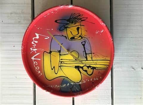 Kunstklok nr 77 (Gitaar/muziek)